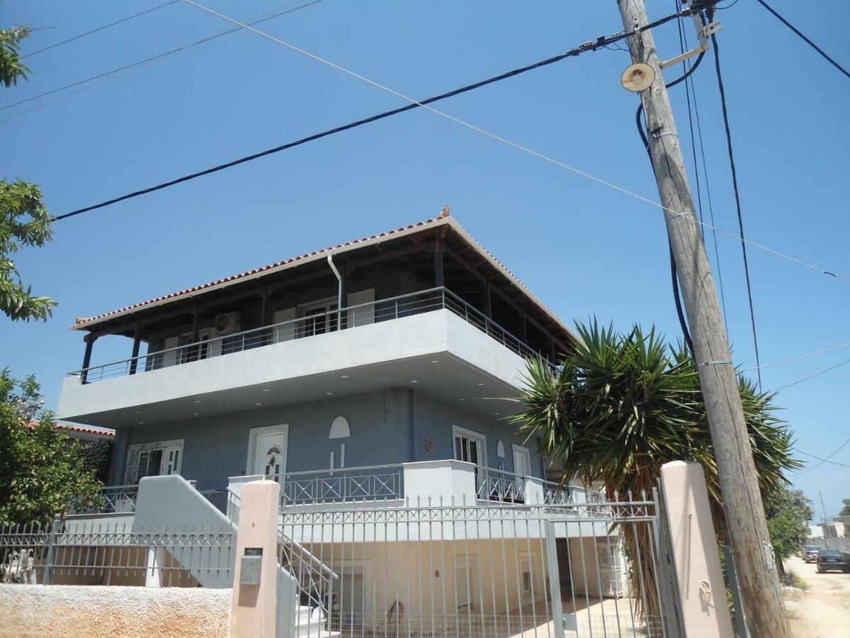 Sunny Apartment 15 Min From Airport And Sea Loútsa Exterior foto